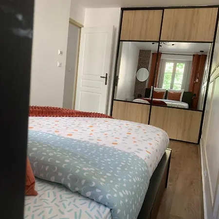 Luxury 3 Bedrooms Appart Disneyland Meaux
