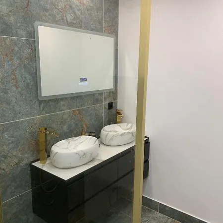 Luxury 3 Bedrooms Appart Disneyland Apartment