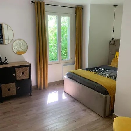 Luxury 3 Bedrooms Appart Disneyland Apartment *